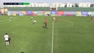 开场2秒入球！U15世界杯印尼开球直接中圈吊射破门，首轮7-1斐济